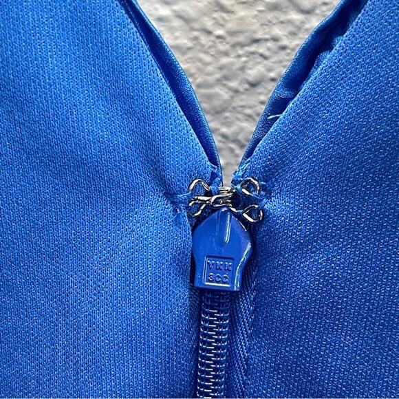 LEENA Mac Duggal Ruffle Top Sleeveless V Neck Pleated Gown Dress - Picture 6 of 14